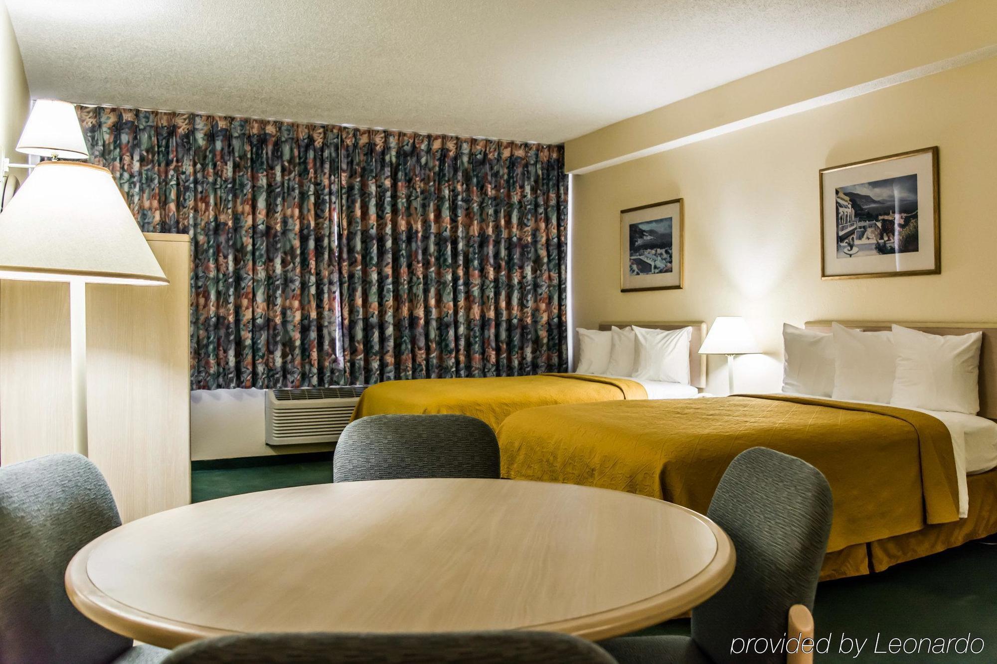 Quality Inn And Suites Golf Resort Golden Gate Экстерьер фото