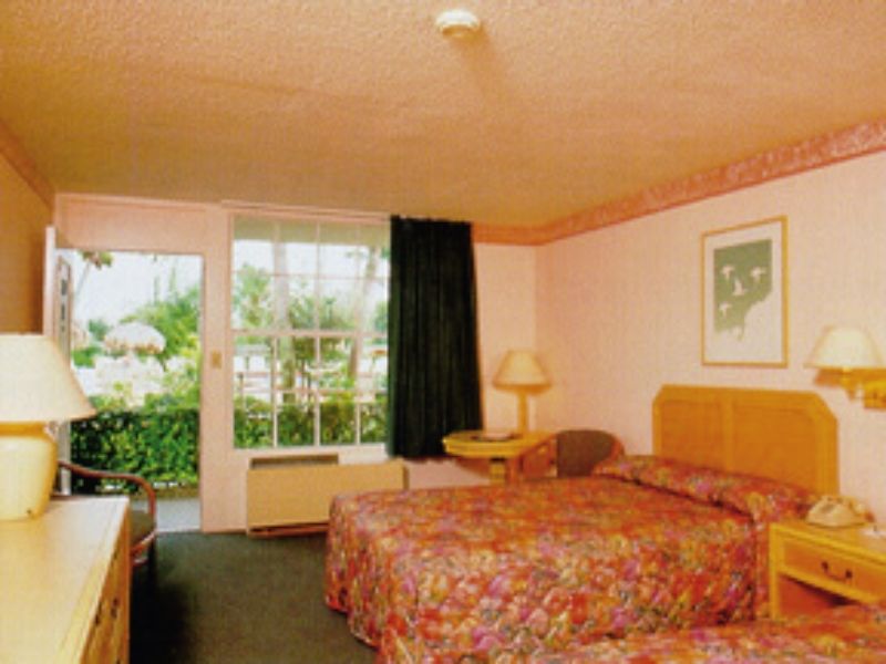 Quality Inn And Suites Golf Resort Golden Gate Экстерьер фото