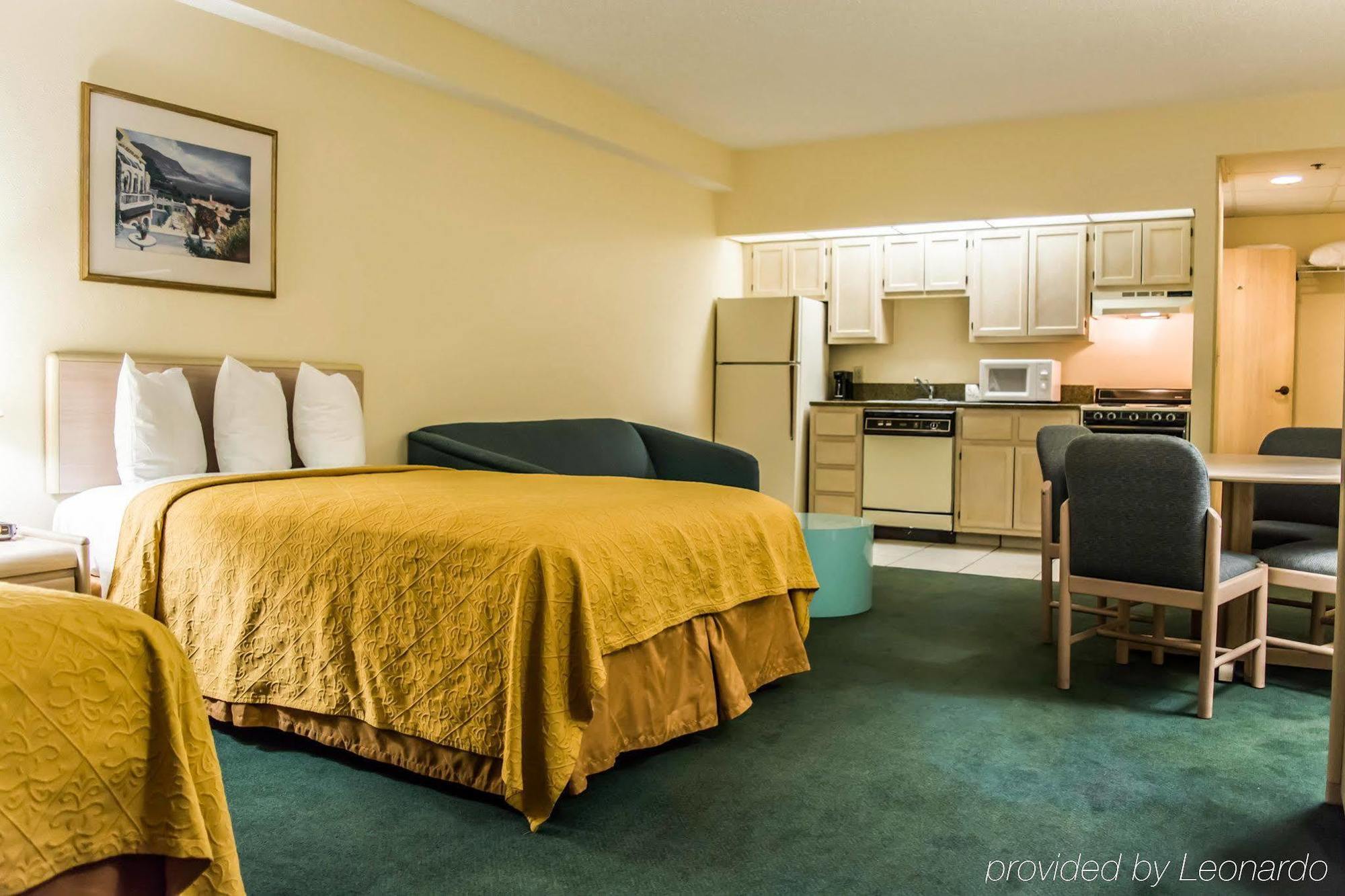 Quality Inn And Suites Golf Resort Golden Gate Экстерьер фото