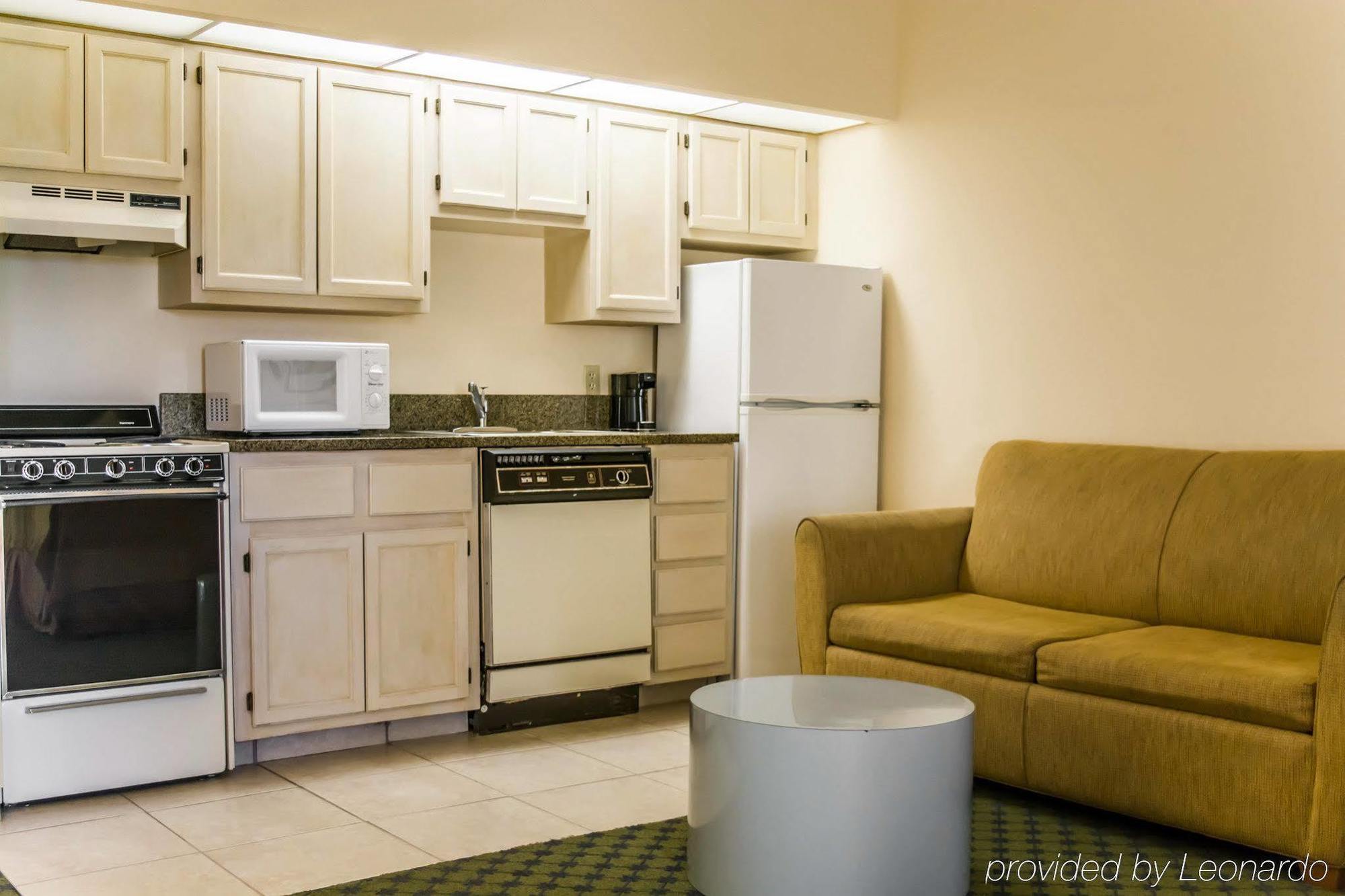 Quality Inn And Suites Golf Resort Golden Gate Экстерьер фото