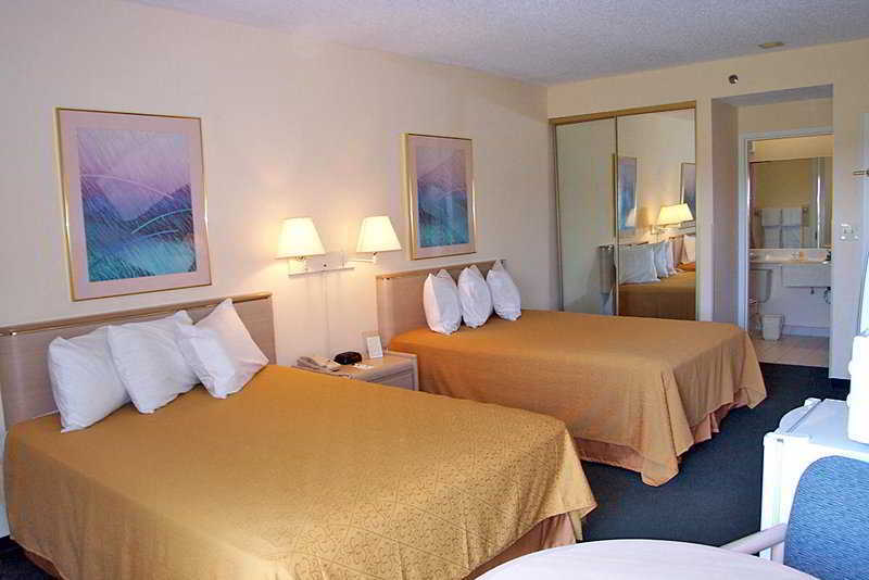 Quality Inn And Suites Golf Resort Golden Gate Номер фото