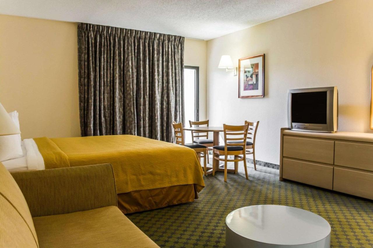 Quality Inn And Suites Golf Resort Golden Gate Экстерьер фото