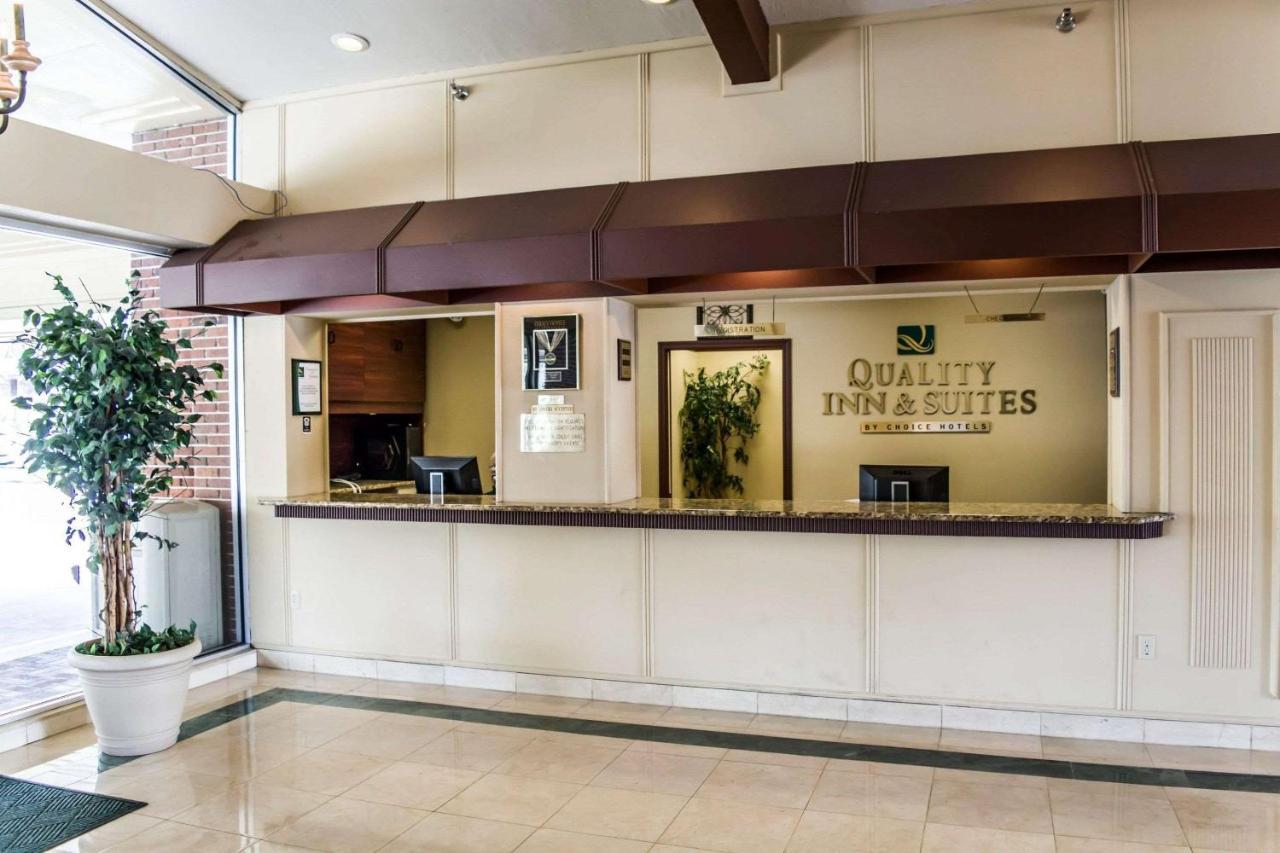 Quality Inn And Suites Golf Resort Golden Gate Экстерьер фото