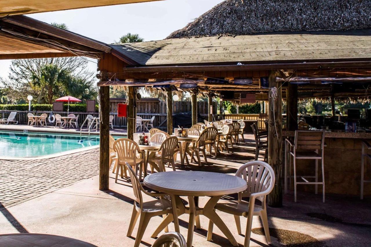 Quality Inn And Suites Golf Resort Golden Gate Экстерьер фото