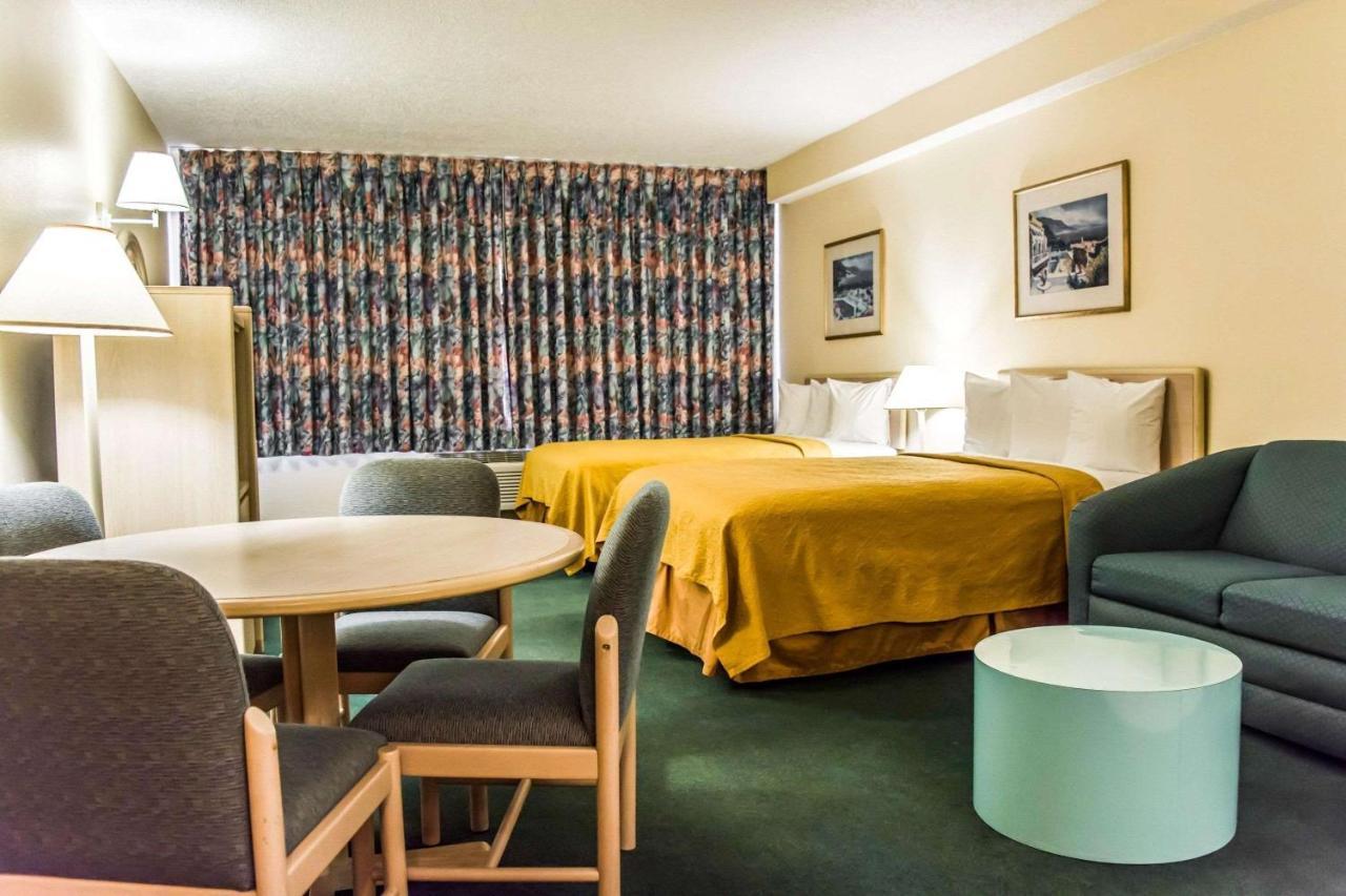 Quality Inn And Suites Golf Resort Golden Gate Экстерьер фото